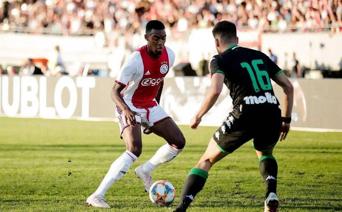 其出色的脚 其出色的脚